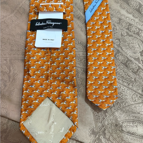 Salvatore Ferragamo Horse Print Silk Orange Tie - Picture 3 of 7